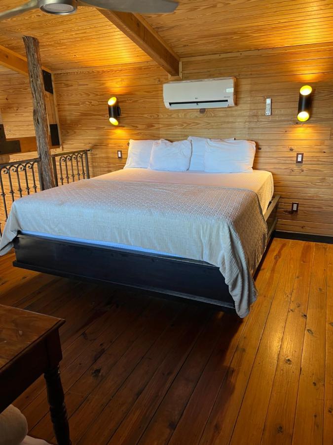 Hideout On The Horseshoe Canyon Lake Exterior photo